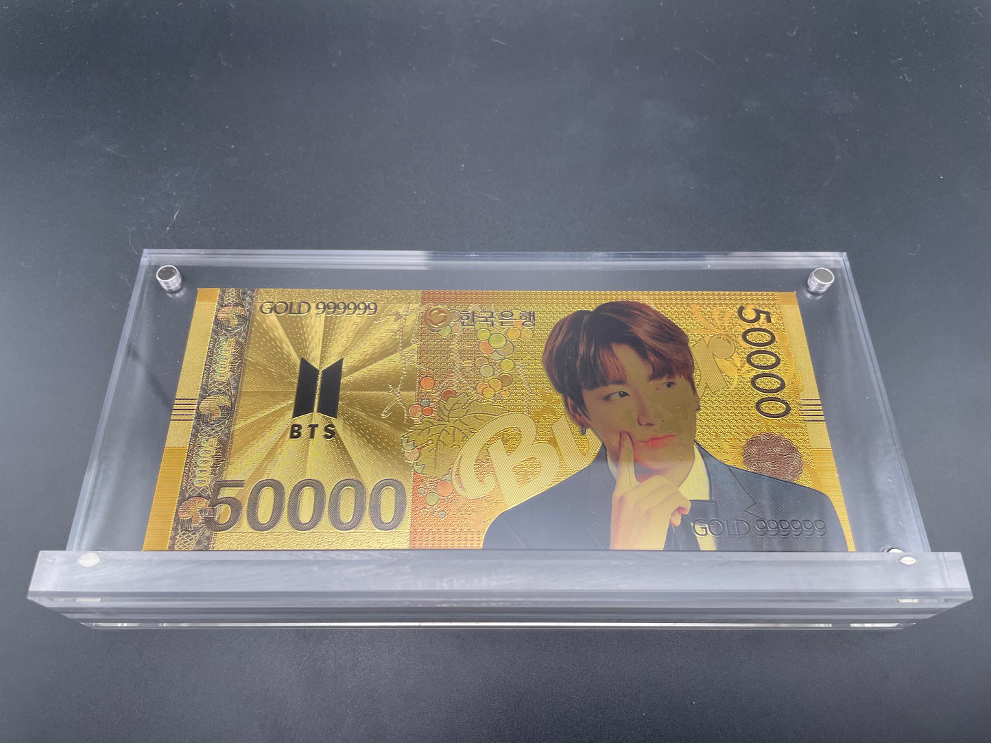 BTS: 24k South Korean Won Gold Note