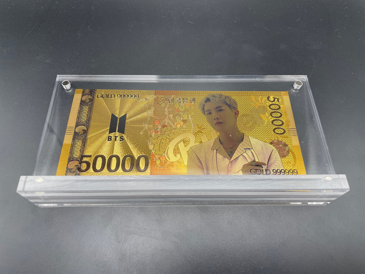 BTS: 24k South Korean Won Gold Note